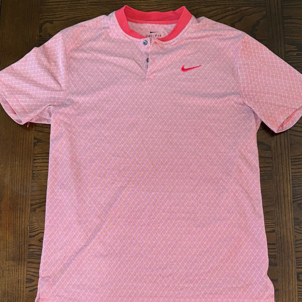 Nike Men's Polo Shirt in Light Red